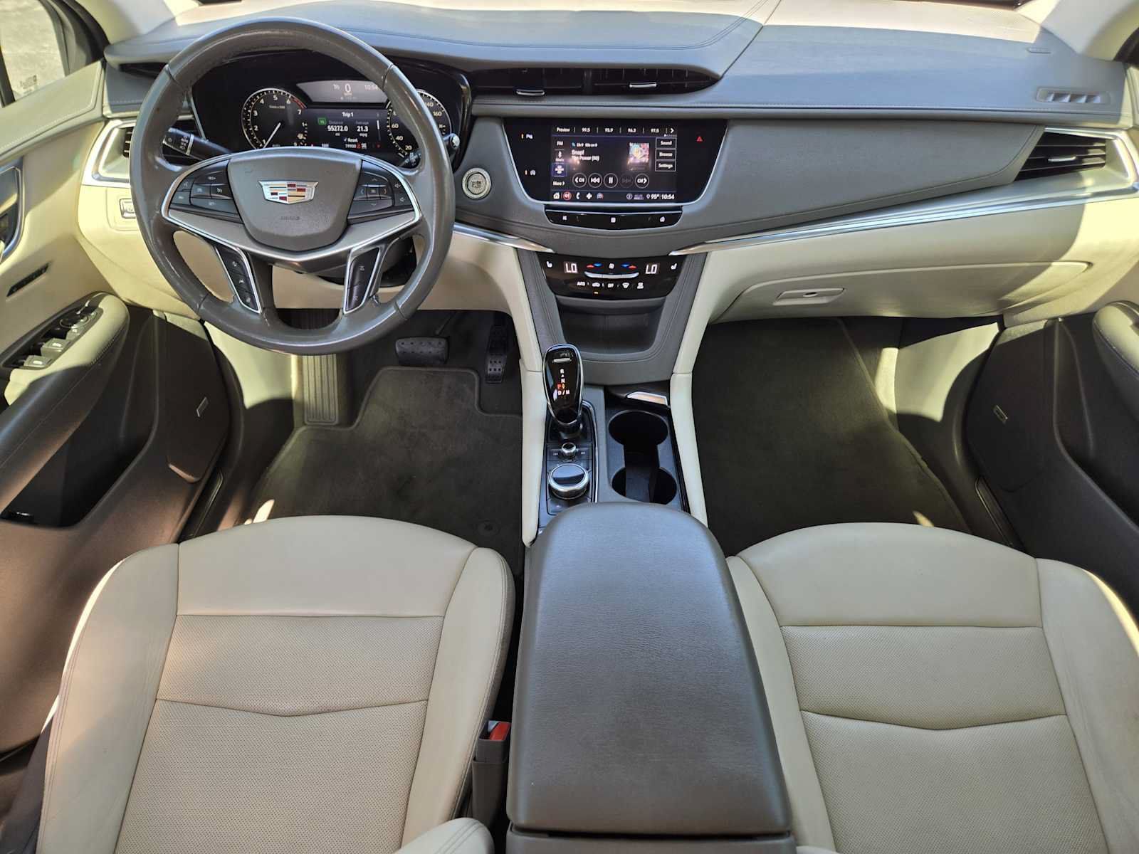 Used 2020 Cadillac XT5 Premium Luxury AWD/4WD image 26