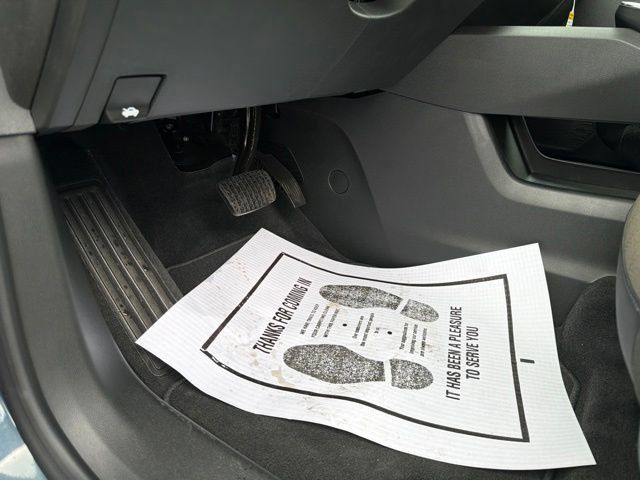New 2027 Chevrolet Equinox LT w/ Convenience Package II FWD image 26