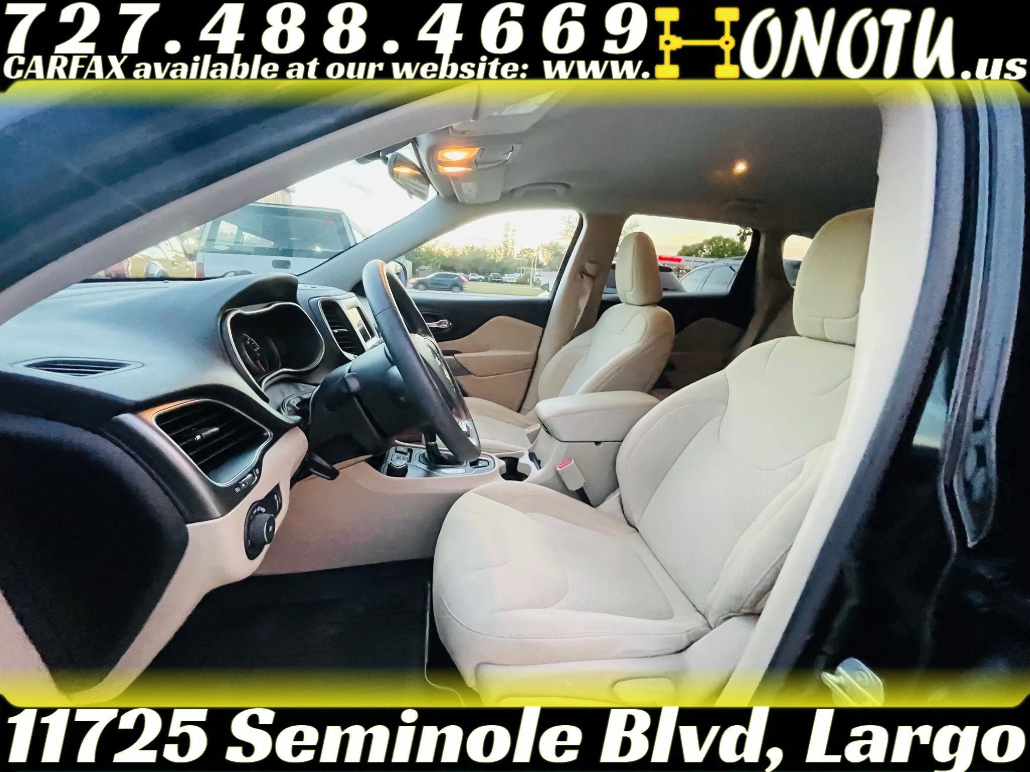 Used 2019 Jeep Cherokee Latitude w/ Popular Appearance Group AWD/4WD image 10