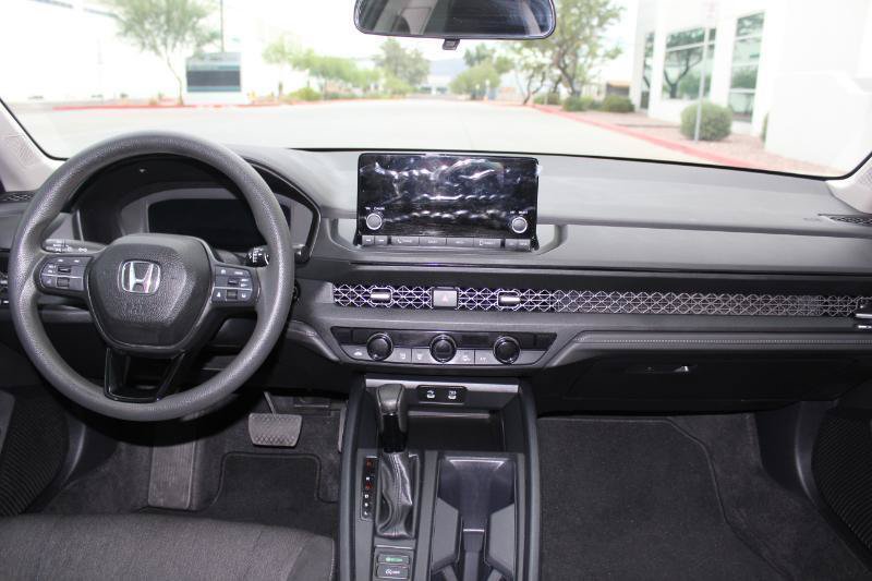 Used 2024 Honda Accord EX image 17