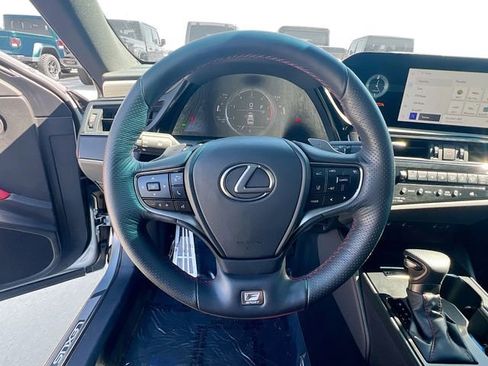 Used 2023 Lexus ES 350 F Sport image 15