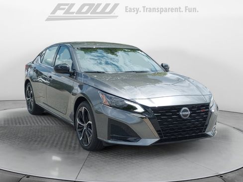 New 2025 Nissan Altima 2.5 SR image 1