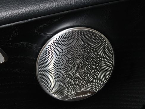 Used 2023 Mercedes-Benz E 350 4MATIC Sedan image 41