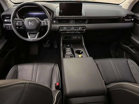 Used 2023 Honda Pilot Elite image 19