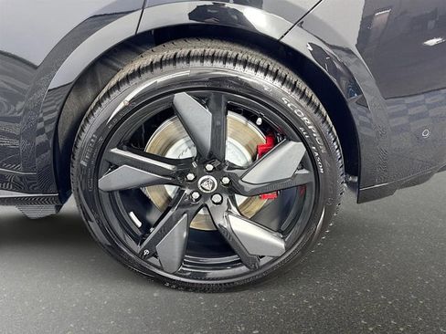 New 2026 Jaguar F-PACE SVR image 33