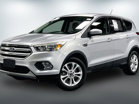 Used 2019 Ford Escape SE AWD/4WD image 3