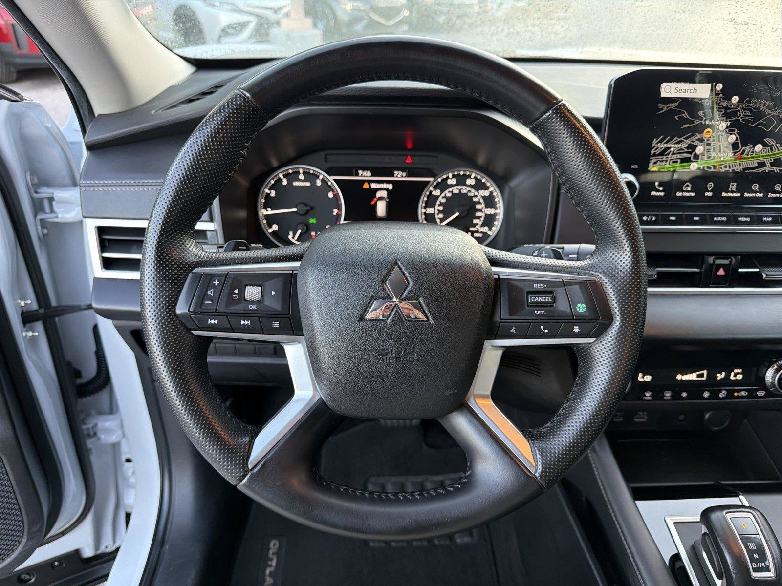 Used 2024 Mitsubishi Outlander SE AWD/4WD image 24