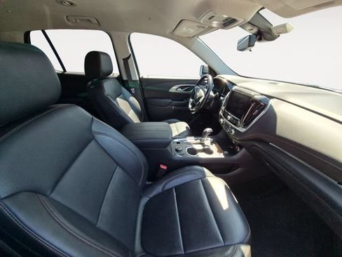 Used 2019 Chevrolet Traverse LT w/ LT Premium Package FWD image 14