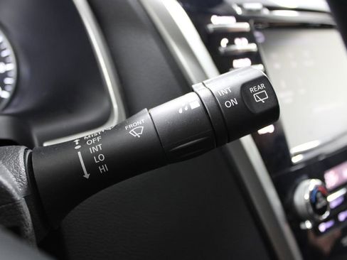 Used 2023 Nissan Murano SV image 24