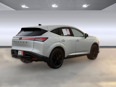 Certified 2025 Nissan Murano SV image 8