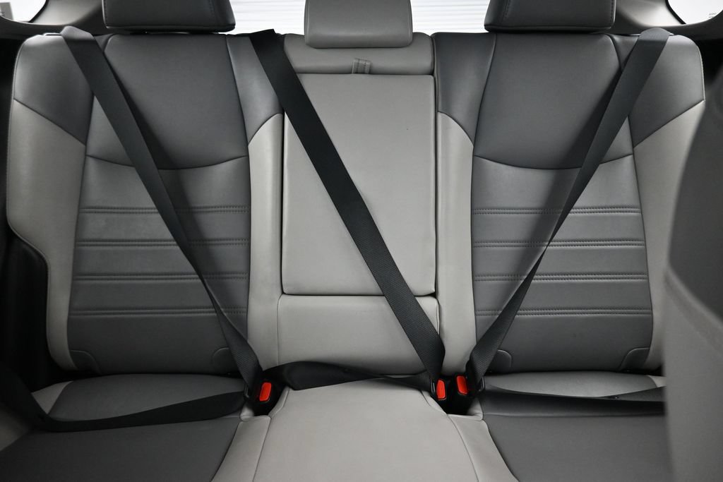 Used 2019 Toyota RAV4 Limited w/ Carpet Mat Package AWD/4WD image 29