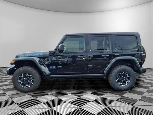 Used 2023 Jeep Wrangler Unlimited Rubicon 4xe w/ Cold Weather Group AWD/4WD image 23