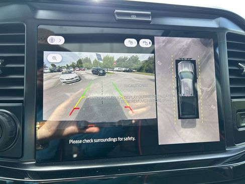 New 2026 Ford F250 Lariat w/ Black Appearance Package image 28