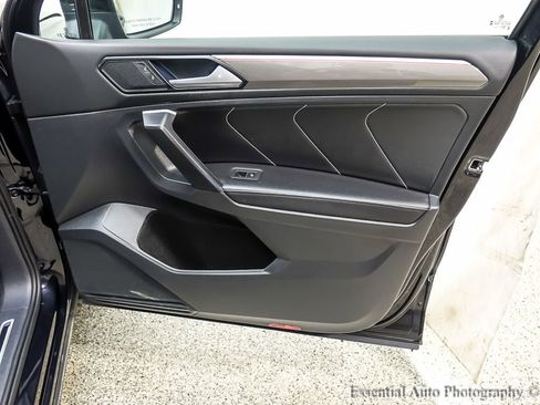 Used 2024 Volkswagen Tiguan SE R-Line w/ MDO Package, Three-Row image 27