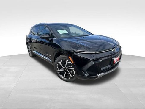 Used 2024 Chevrolet Equinox EV LT image 26