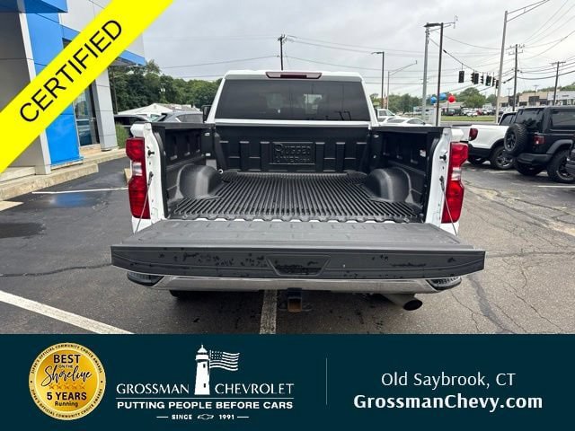 Used 2025 Chevrolet Silverado 2500 LT w/ Convenience Package AWD/4WD image 9