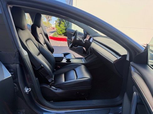 Used 2022 Tesla Model 3 Long Range image 12