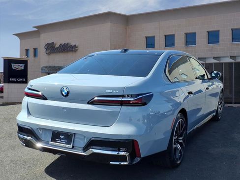 Used 2024 BMW i7 M70 w/ Executive Package image 5