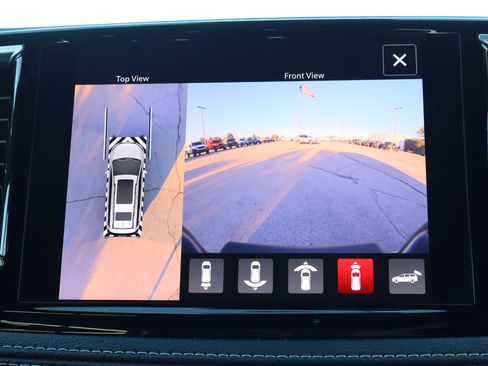 New 2025 Chrysler Pacifica Limited image 28