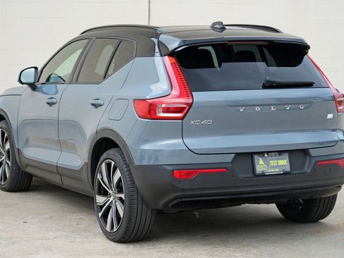 Used 2021 Volvo XC40 P8 Recharge w/ Advanced Package AWD/4WD image 48