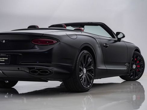 Used 2022 Bentley Continental GT AWD/4WD image 12