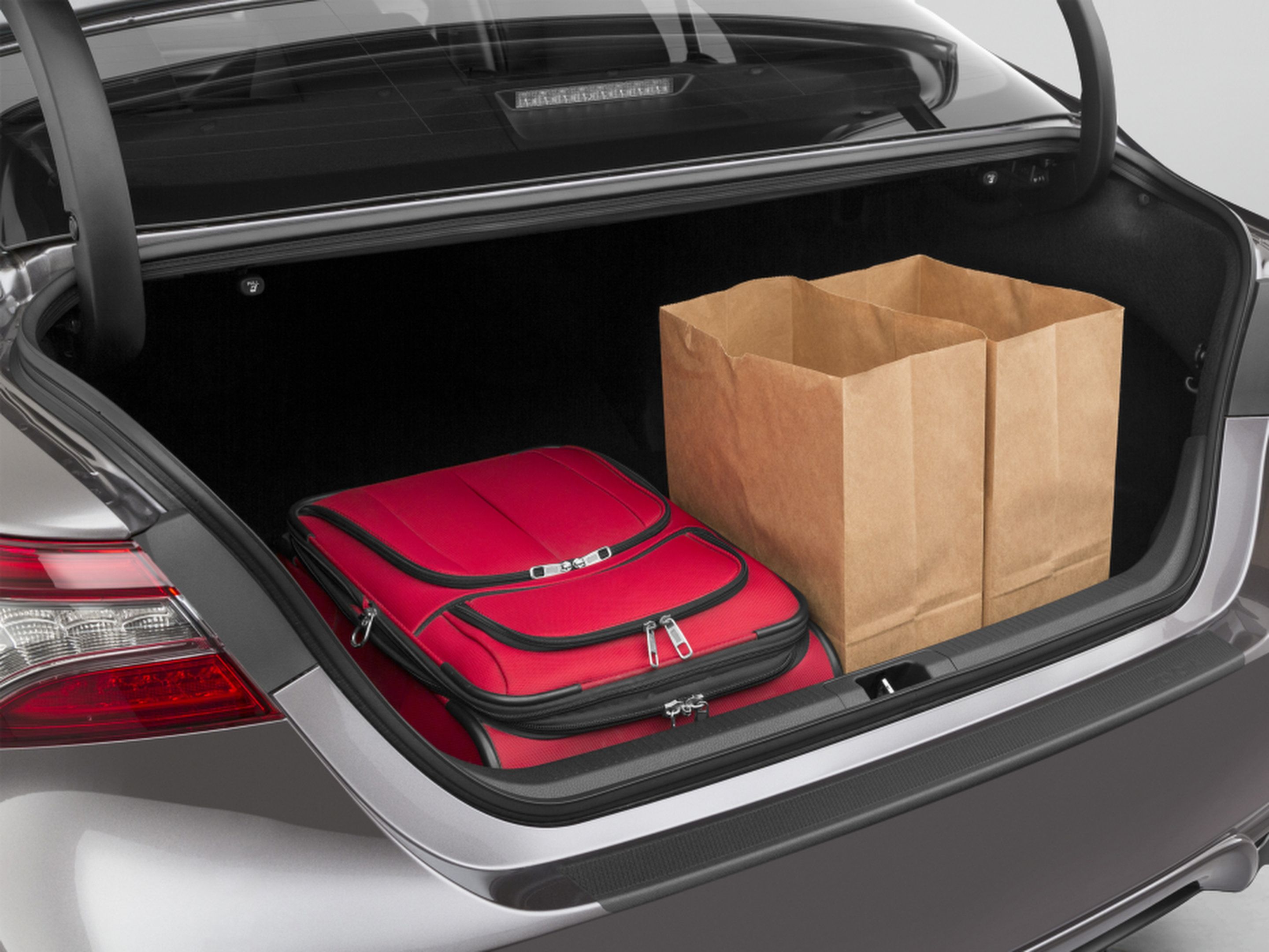 Certified 2023 Toyota Camry LE FWD image 38