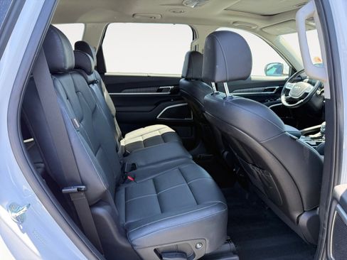 Used 2023 Kia Telluride EX AWD/4WD image 18