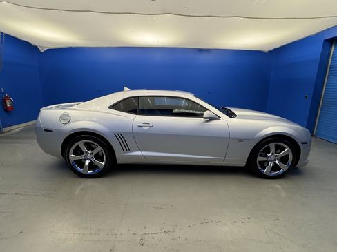 Used 2011 Chevrolet Camaro SS w/ RS Package image 8