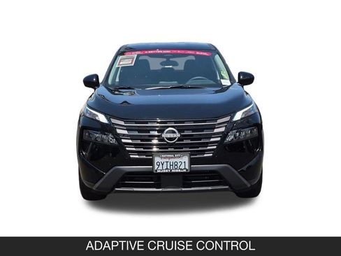 Used 2026 Nissan Rogue SV FWD image 4