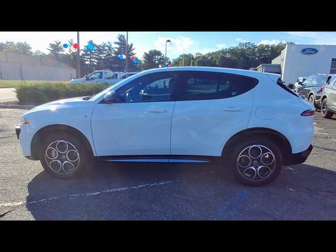 Used 2024 Alfa Romeo Tonale Ti AWD/4WD image 5
