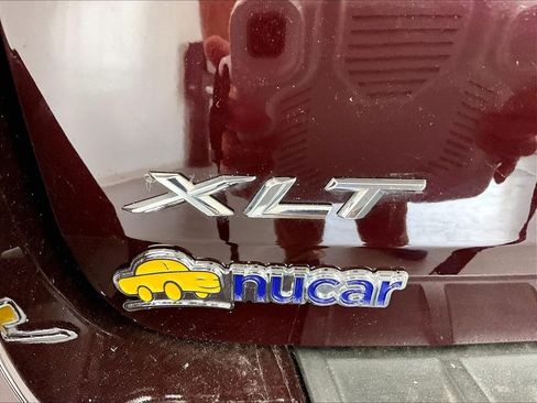 Used 2023 Ford Explorer XLT w/ Equipment Group 202A AWD/4WD image 28