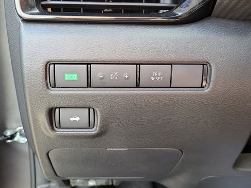 Certified 2025 Nissan Sentra SV w/ All-Weather Package FWD image 28
