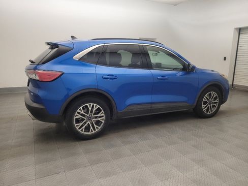 Used 2020 Ford Escape SEL image 10