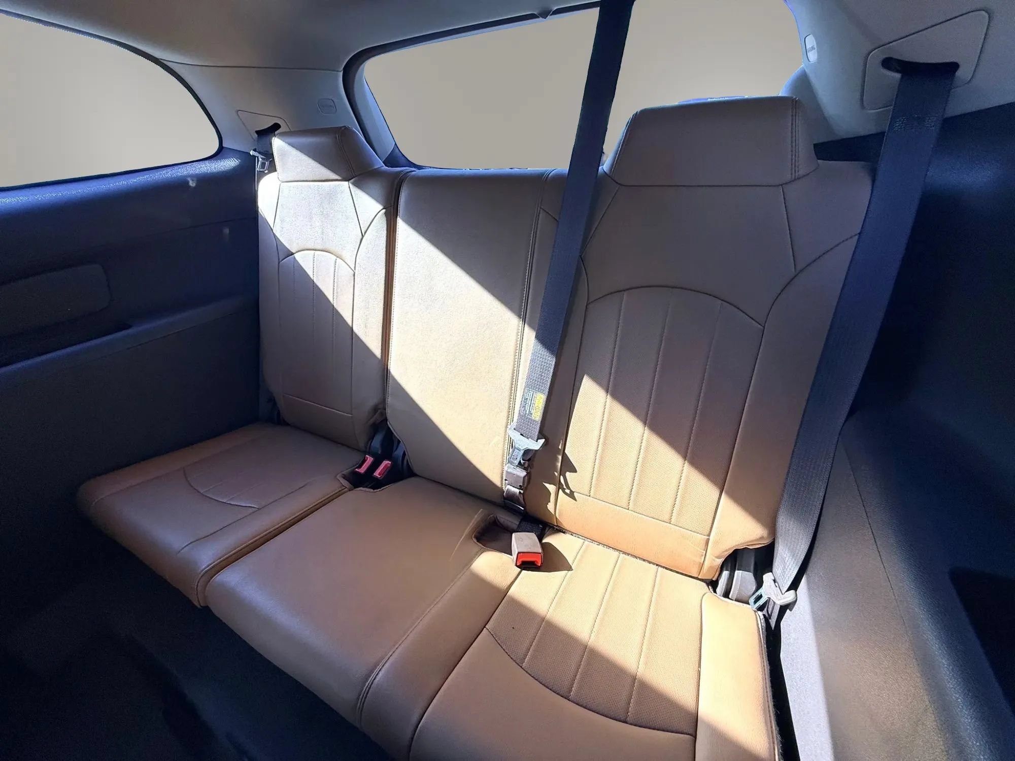 Used 2016 Buick Enclave Leather FWD image 15