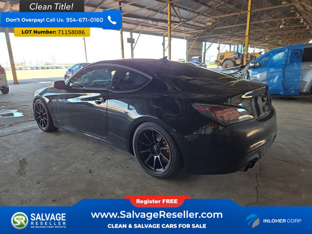 Used 2015 Hyundai Genesis 3.8 RWD image 3