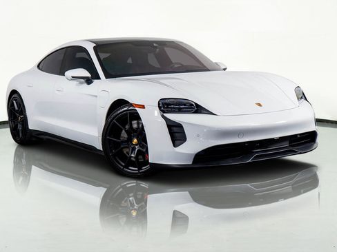 Used 2024 Porsche Taycan GTS w/ Premium Package (P6U) image 4