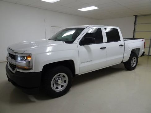 Used 2018 Chevrolet Silverado 1500 W/T w/ WT Convenience Package image 3