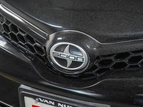 Used 2016 Scion iM image 8