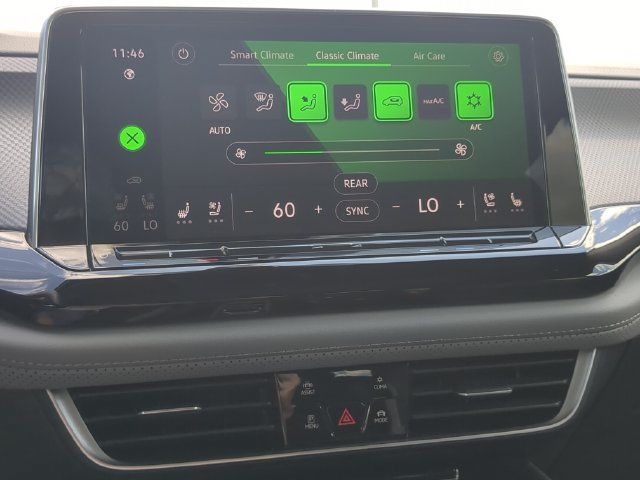Used 2024 Volkswagen Atlas Peak Edition SEL AWD/4WD image 27
