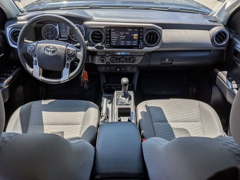Used 2022 Toyota Tacoma SR5 AWD/4WD image 19