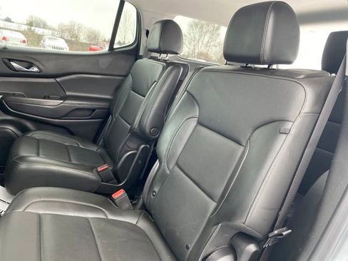 Certified 2023 GMC Acadia SLT image 19