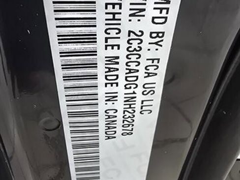 Used 2022 Chrysler 300 Touring L image 29