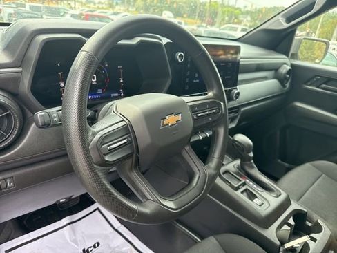 Used 2023 Chevrolet Colorado W/T RWD image 31