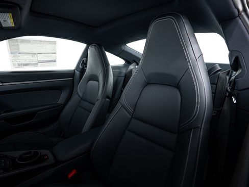 New 2026 Porsche 911 Carrera 4S image 25