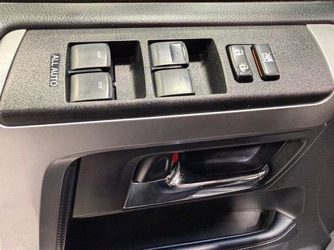 Used 2022 Toyota 4Runner SR5 image 20