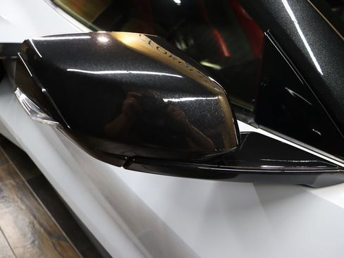 Used 2024 Chevrolet Corvette Stingray Premium Conv w/ Z51 Performance Package image 8