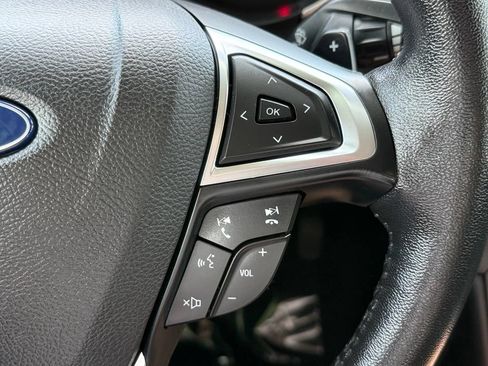 Used 2019 Ford Fusion Titanium AWD/4WD image 35
