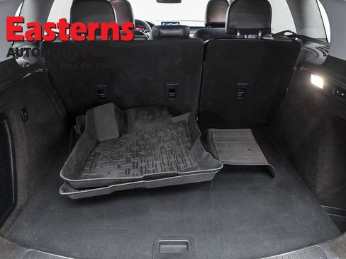 Used 2022 Lincoln Corsair AWD w/ Equipment Group 101A image 9