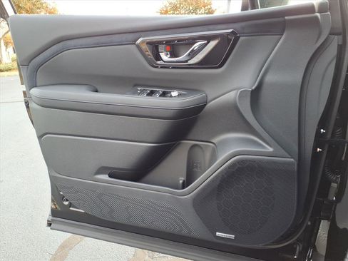 New 2025 Subaru Forester Limited image 19