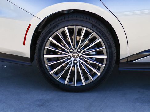 New 2026 Lexus ES 350e FWD image 10